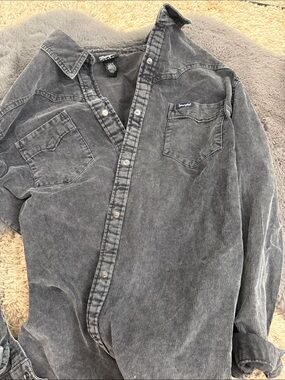 Wrangler Washed Gray Corduroy Button-Down Shirt